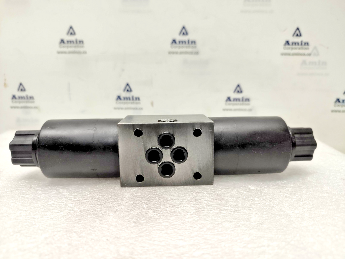 TDZ Hydraulics 2-C2-D24-35J Directional Control Valve - NEW