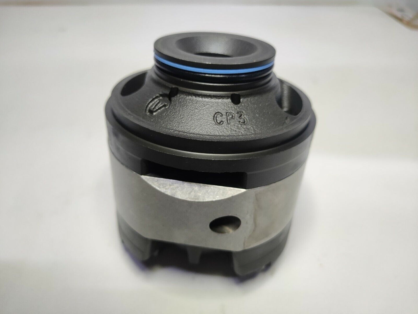 Vickers V14 Hydraulic vane pump spares - shaft with cartridge 584612 - NEW