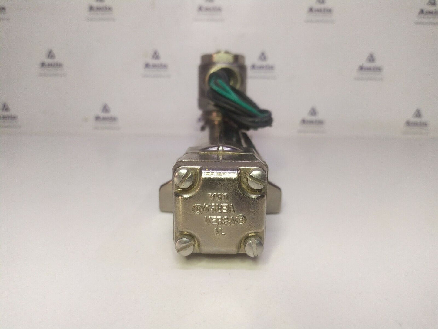 Versa VSG-4532-MS1-XX-A120 Solenoid valve 40-175 psi max. 120V 60Hz