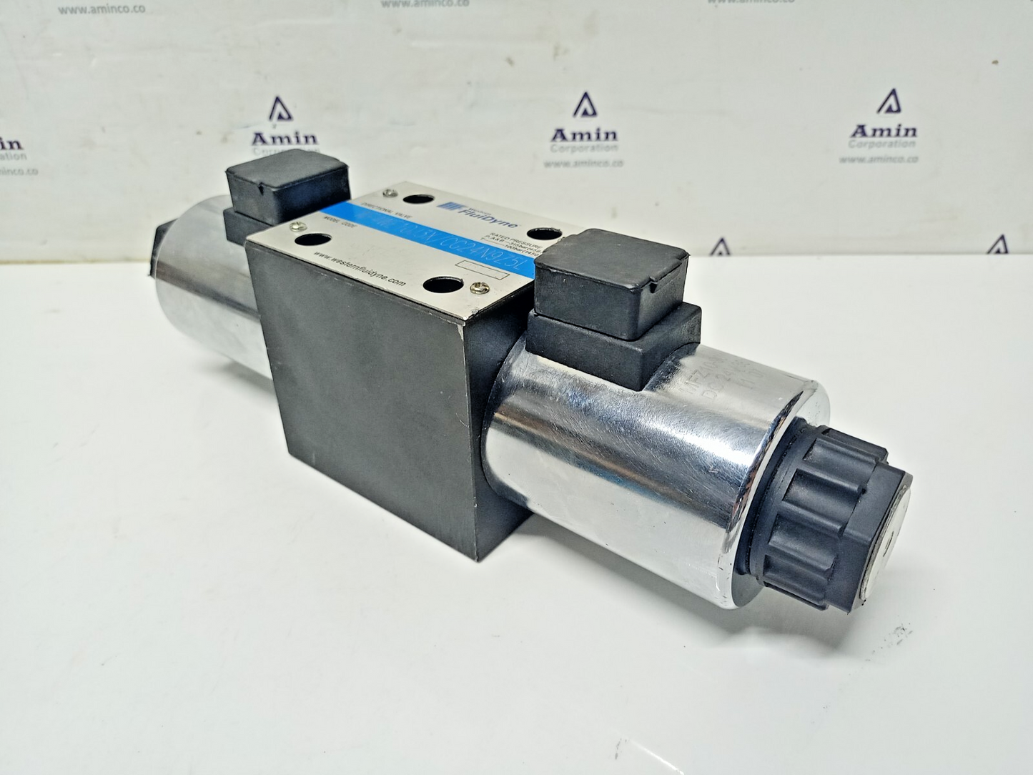 Fluidyne WF 4WE10J3X/CG24N9Z5L Directional control valve - New