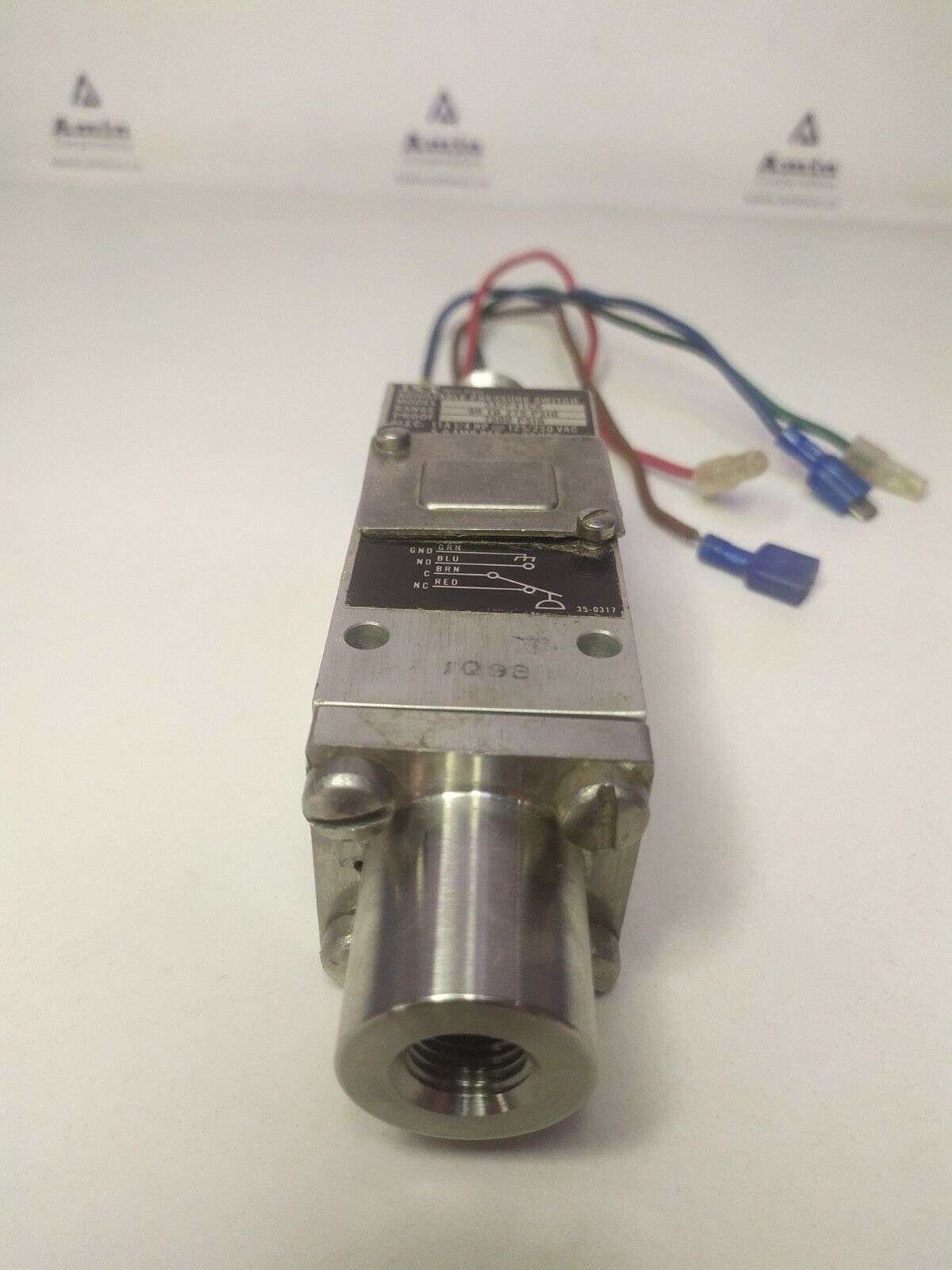 ITT Neo-Dyn 232P41C6 Adjustable pressure switch 50-275 Psig