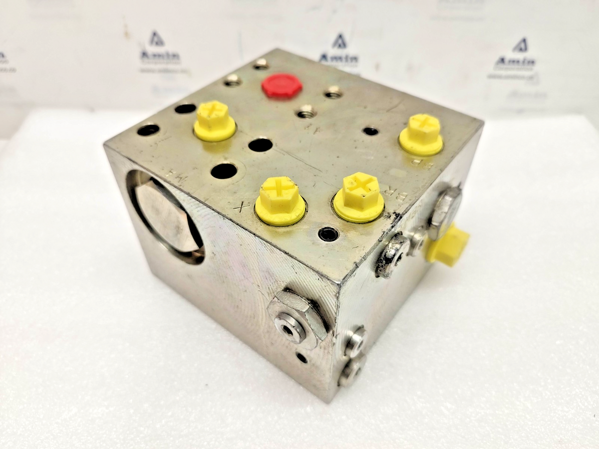 MacGREGOR Cranes 287-9489-802 Hydraulic Valve Block - NEW