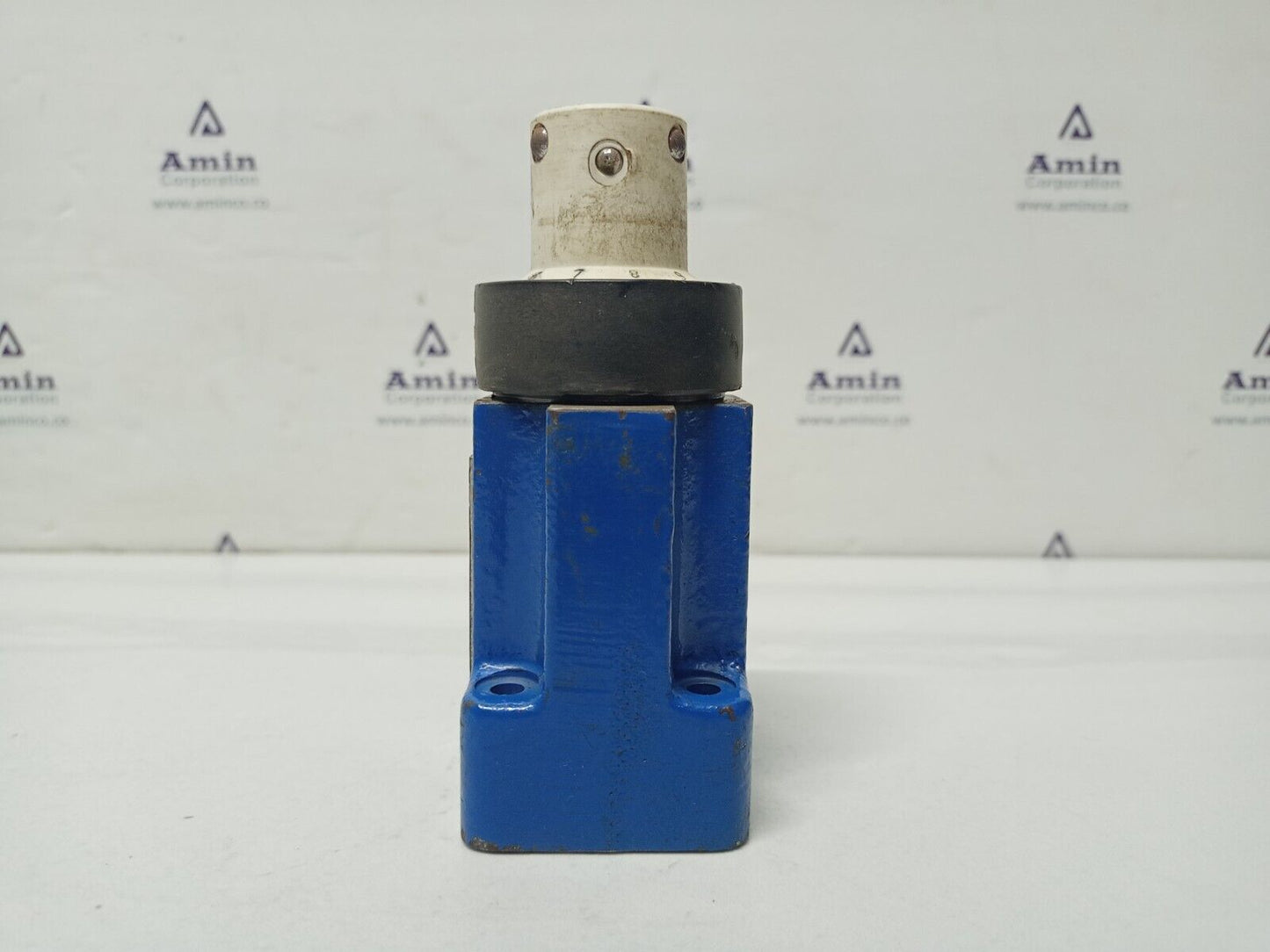Rexroth 2FRM6B36-20/3QRV-IN001 Flow control valve R983032410 - NEW