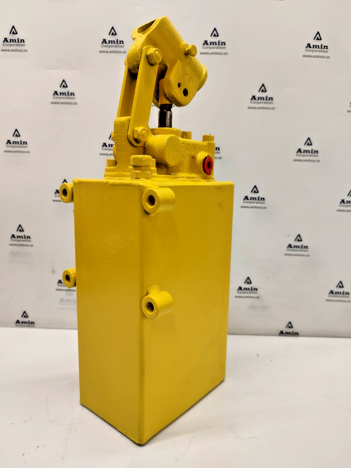 By Controls Inc 721XV2108 Double Acting SW cooling system for Thruster 120bar