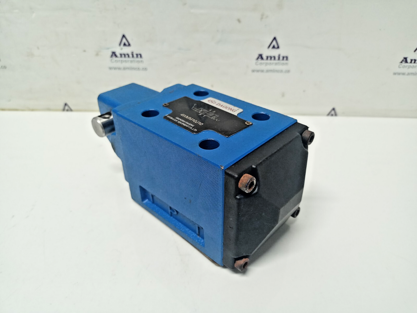 Dagong 4WMM 10 J10 Directional control valve - NEW #2