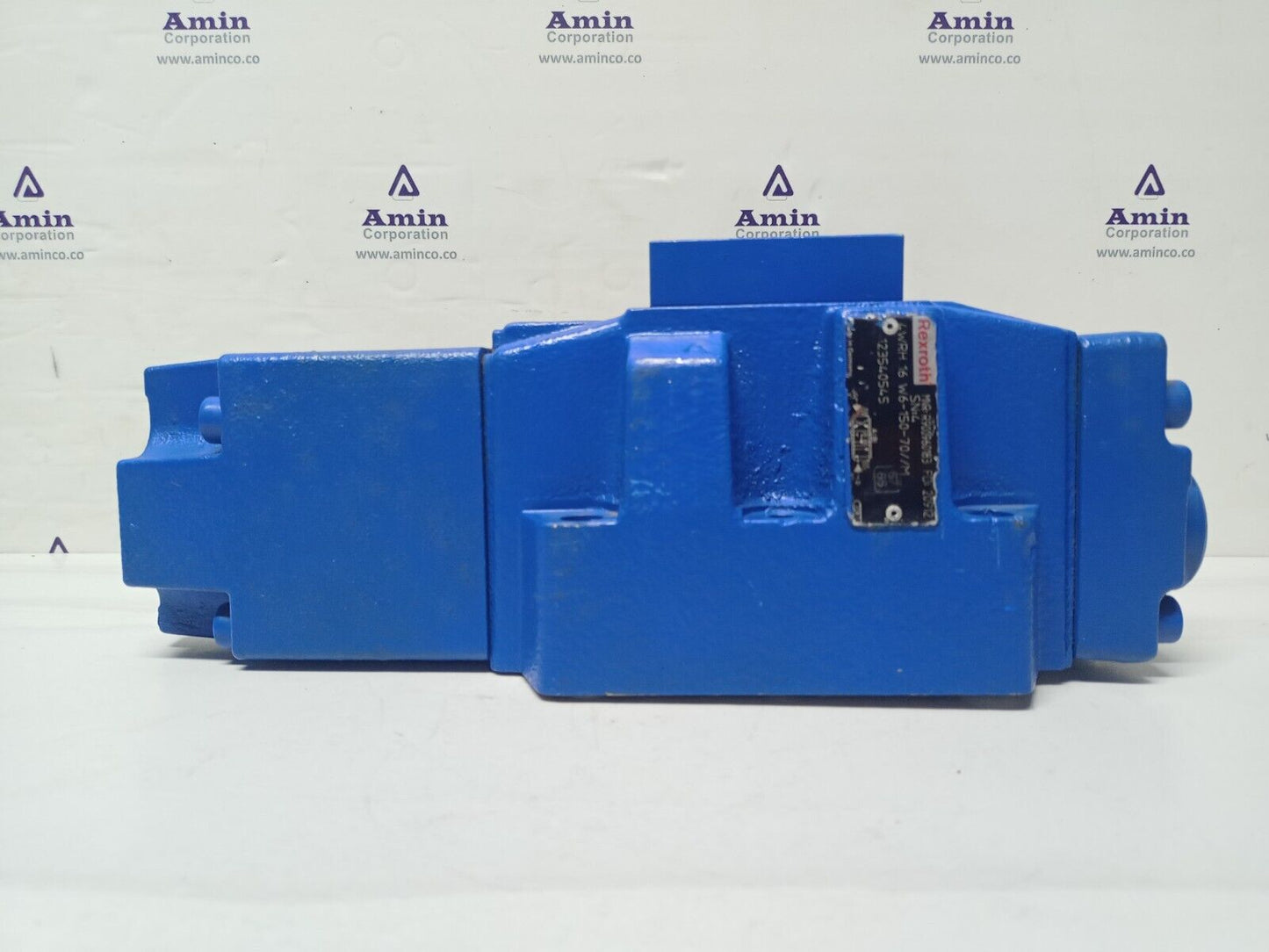 Rexroth 4WRH 16 W6-150-70 M Prop. Directional valve MNR: R900960183 - NEW
