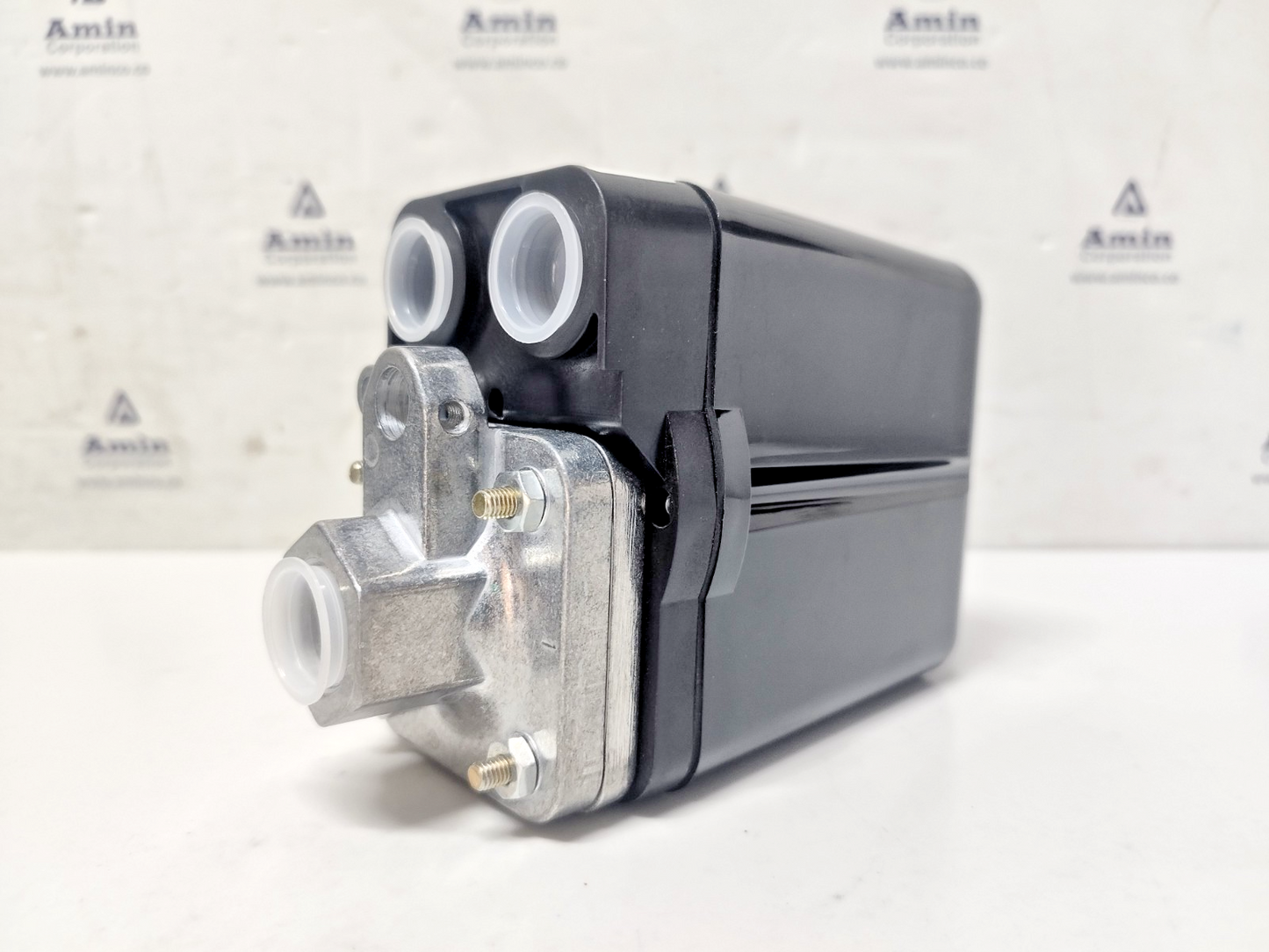 Condor MDR53/25 So-3 Pressure Switch AC-15, 4A, 250V, 0.4-0.5bar - NEW