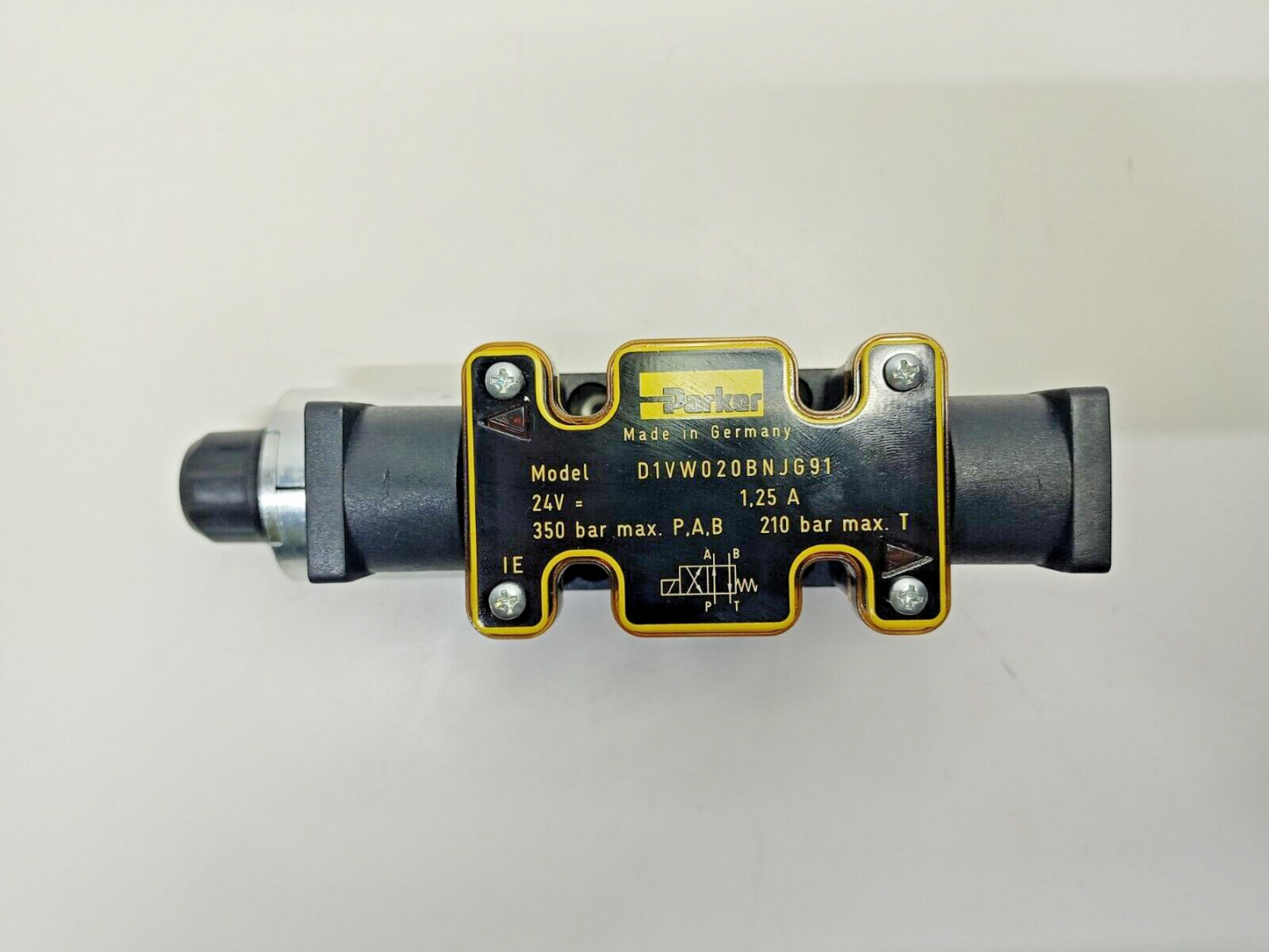 Parker D1VW 020BNJG91 Directional Control Valve D1VW series - NEW