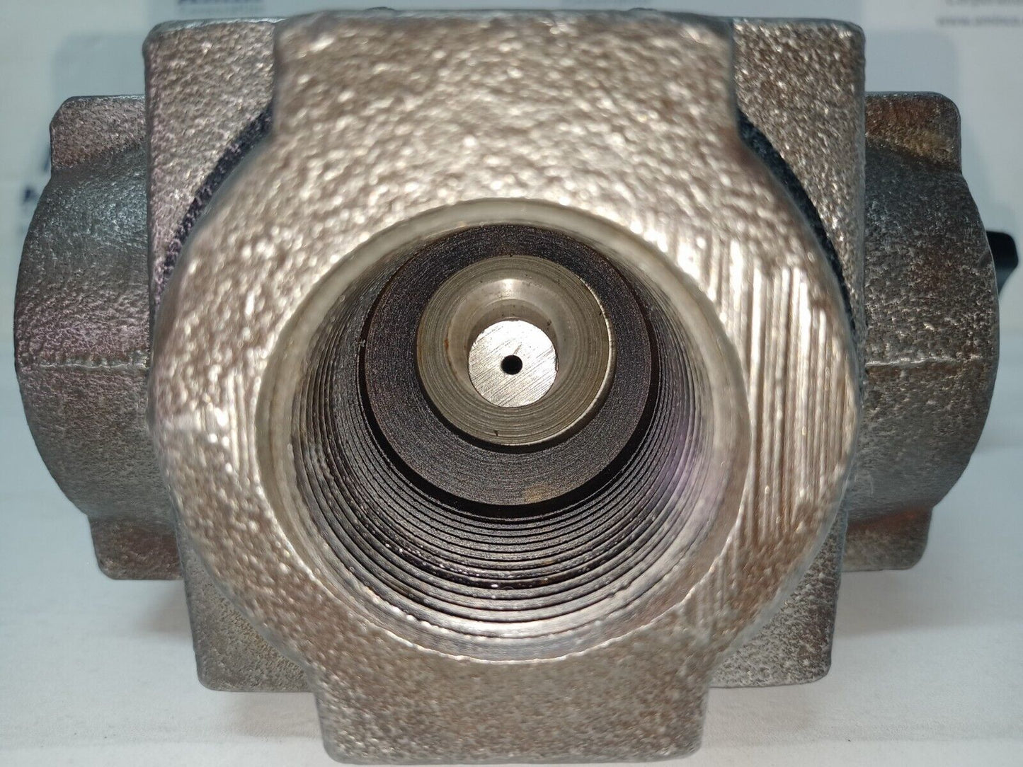 Vickers CT 10 F 30 pressure relief valve Rated pressure: 1500-3000 PSI CT10F30