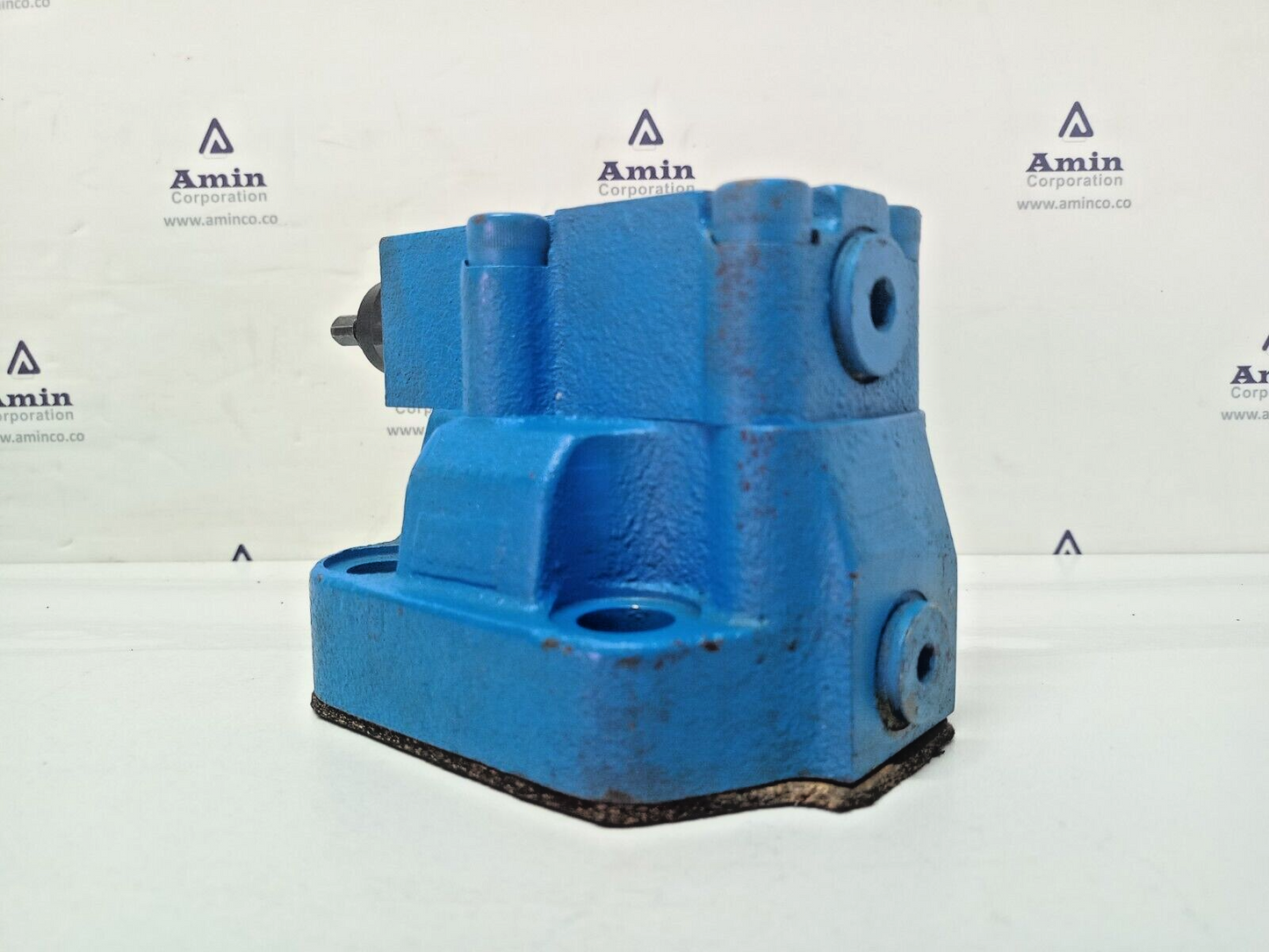 Eaton Vickers CG2V 8GW 10 Pressure Relief valve 350 bar max. pressure - NEW