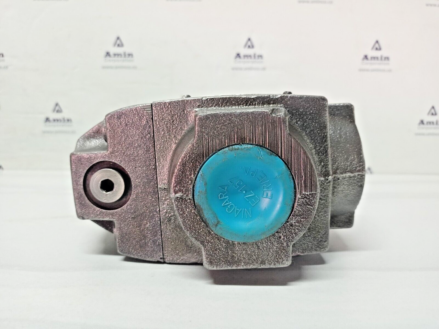 Vickers CT 10 F 30 pressure relief valve Rated pressure: 1500-3000 PSI CT10F30