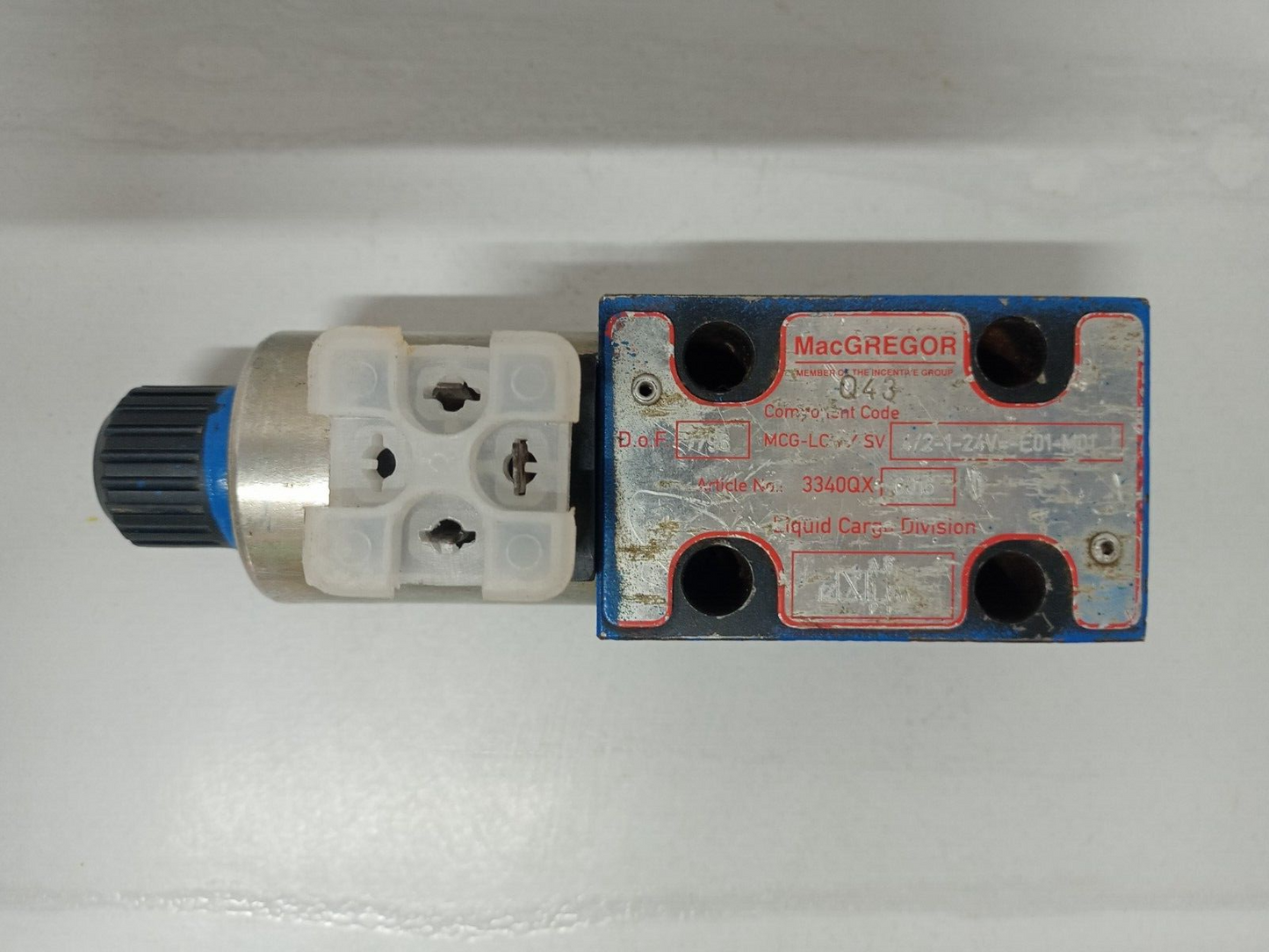 Macgregor MCG-LCH/SV 4/2-1-24V=-E01-M01 Directional control valve