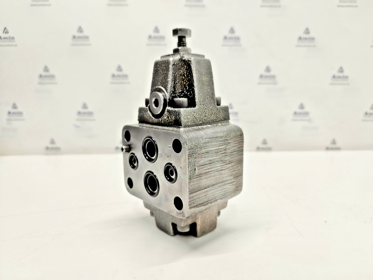Vickers RG-03-D4-30 Pressure Control Valve Pressure Range: 250-1000PSI - NEW
