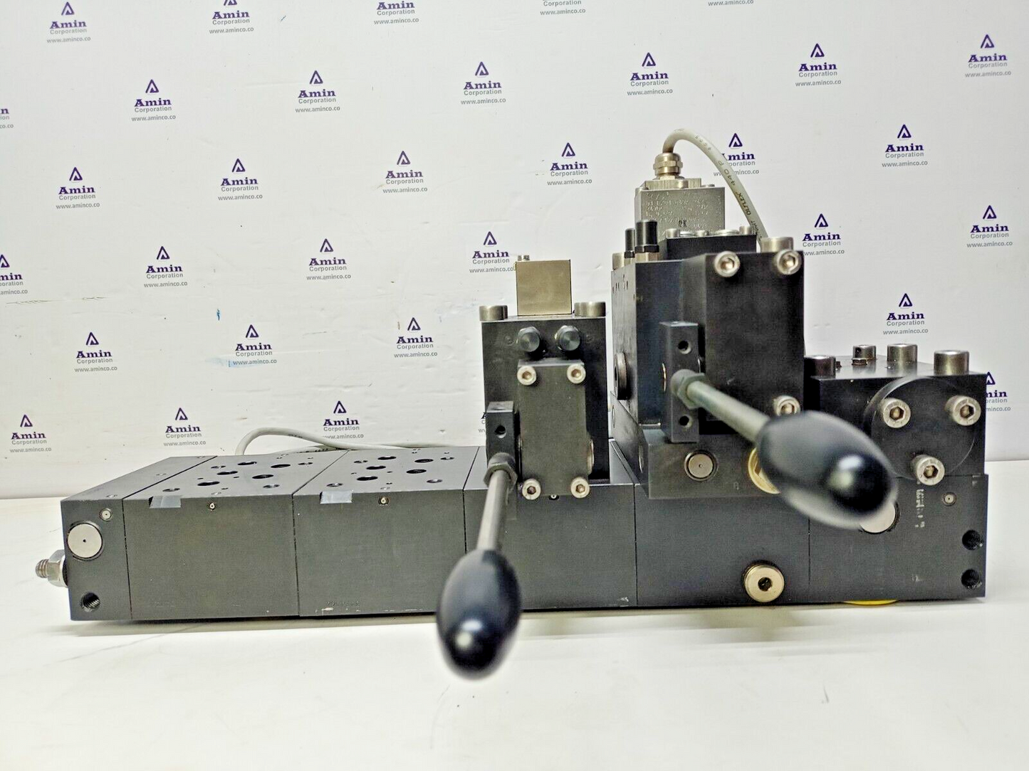 Hawe Hydraulik SLF 5-E1 Proportional Directional Spool valve NEW