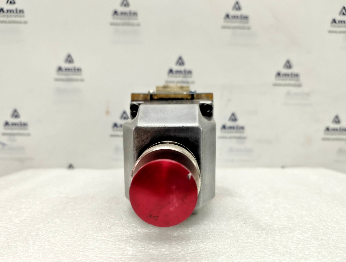 Kawasaki Rexroth 4WE10D-10L0/LW100NDL-G07 Directional Control Valve - NEW