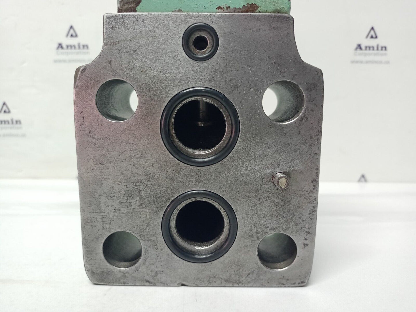 Yuken BSG-06-2B3B-D24-N1-4680 Directional control Valve