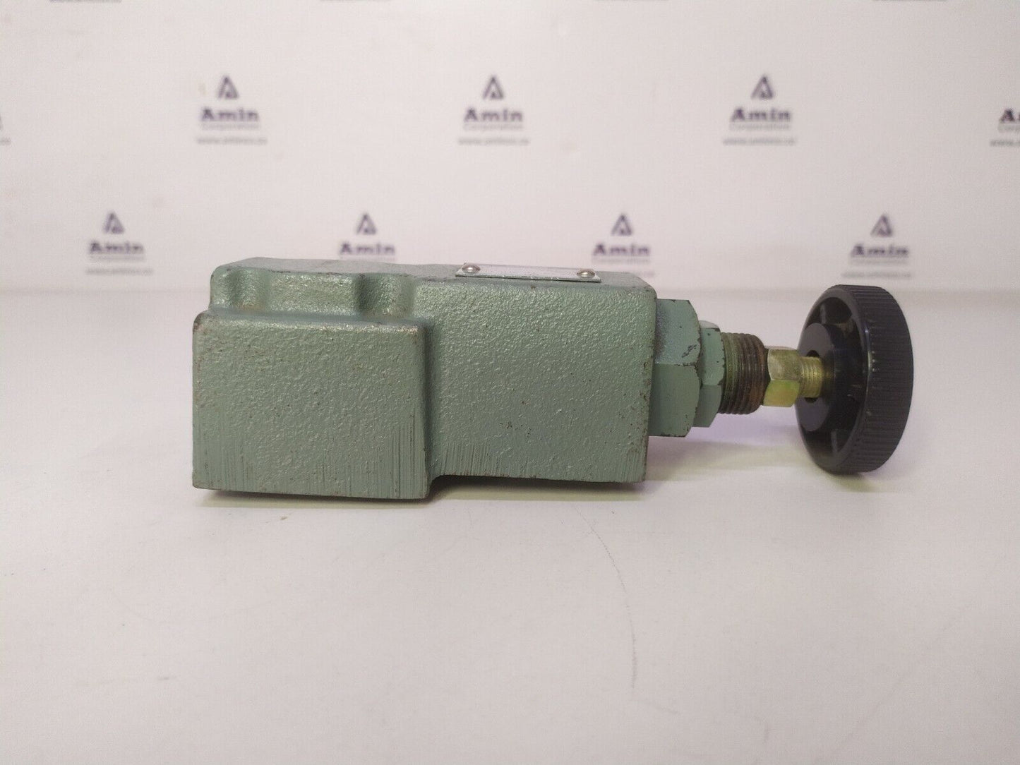 Yuken DT-02-H-2290 Relief valve - NEW