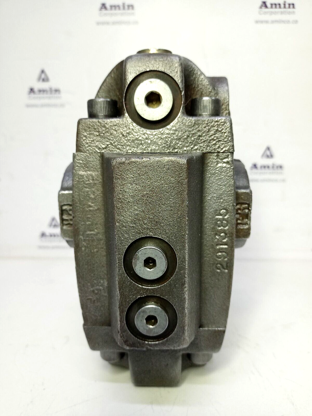 Vickers XCT-06-3F-30 Pressure Reducing Valve 2850 PSI Max. - NEW