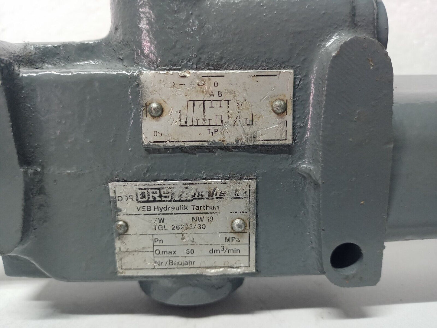 Orsta VW NW10 Level operated valve TGL 26223/30 - NEW