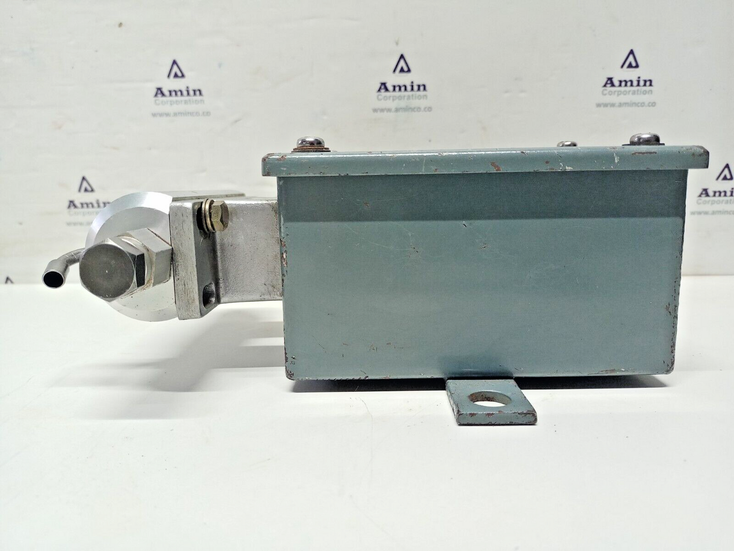 Shimadzu FA-4A-M2 Flow alarm - NEW