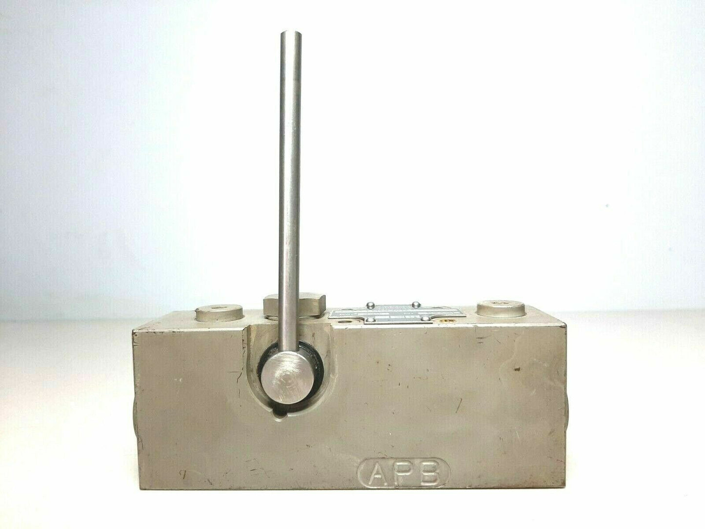 Hydranor 1STB44110J7D Directional control valve capacity: 350 bar