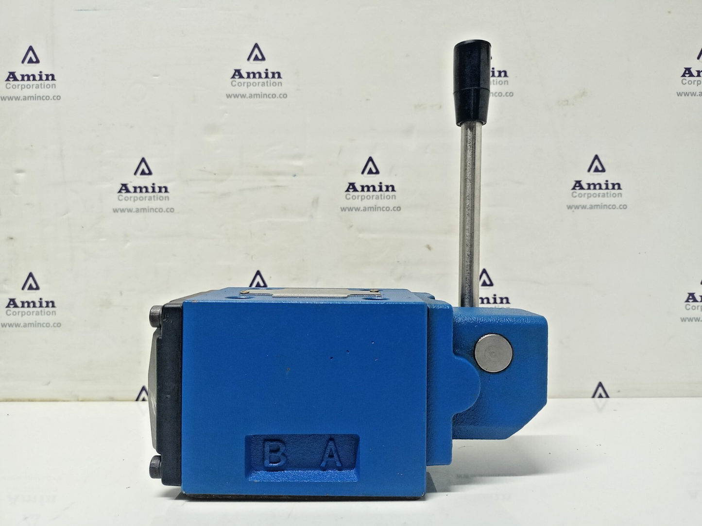 Dagong 4WMM 10 J10 Directional control valve - NEW