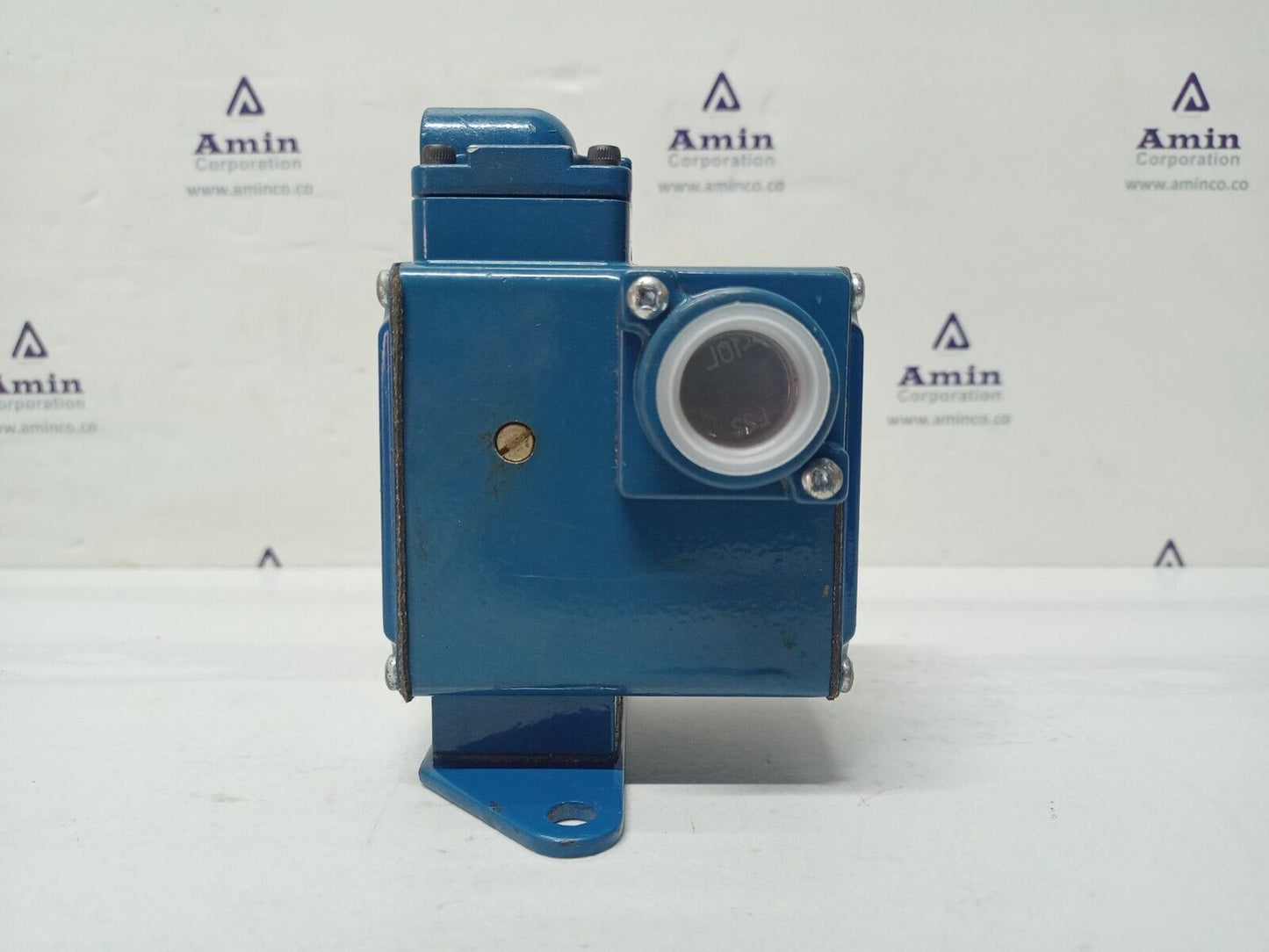 Amot Controls Model 4140 4140CR1H11AA0-EE Pressure Switch 0.34-4.27 bar - NEW