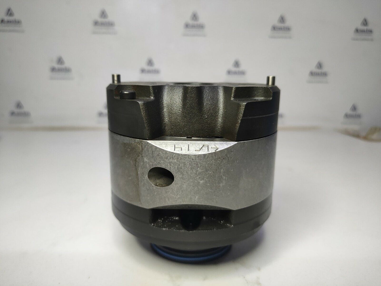 Vickers V14 Hydraulic vane pump spares - shaft with cartridge 584612 - NEW