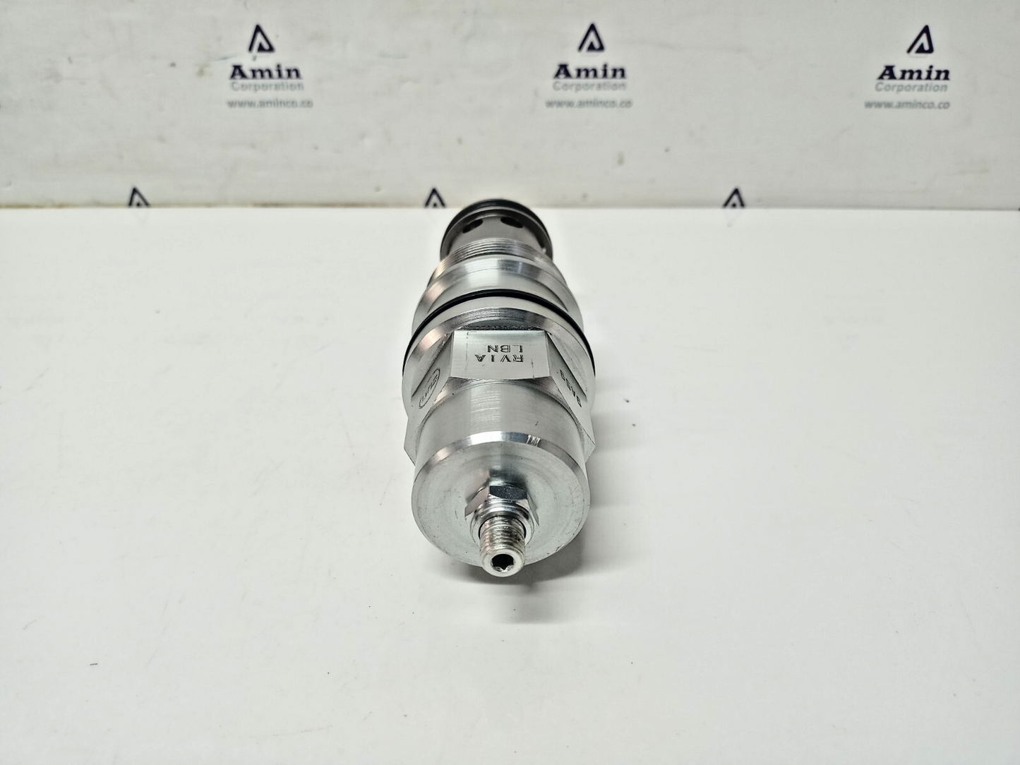 Sun hydraulics RVIA-LBN pilot-operated, balanced piston relief valve -NEW