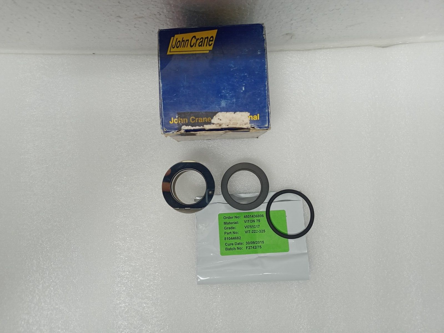 John Crane Mechanical seal size: 30mm - NEW