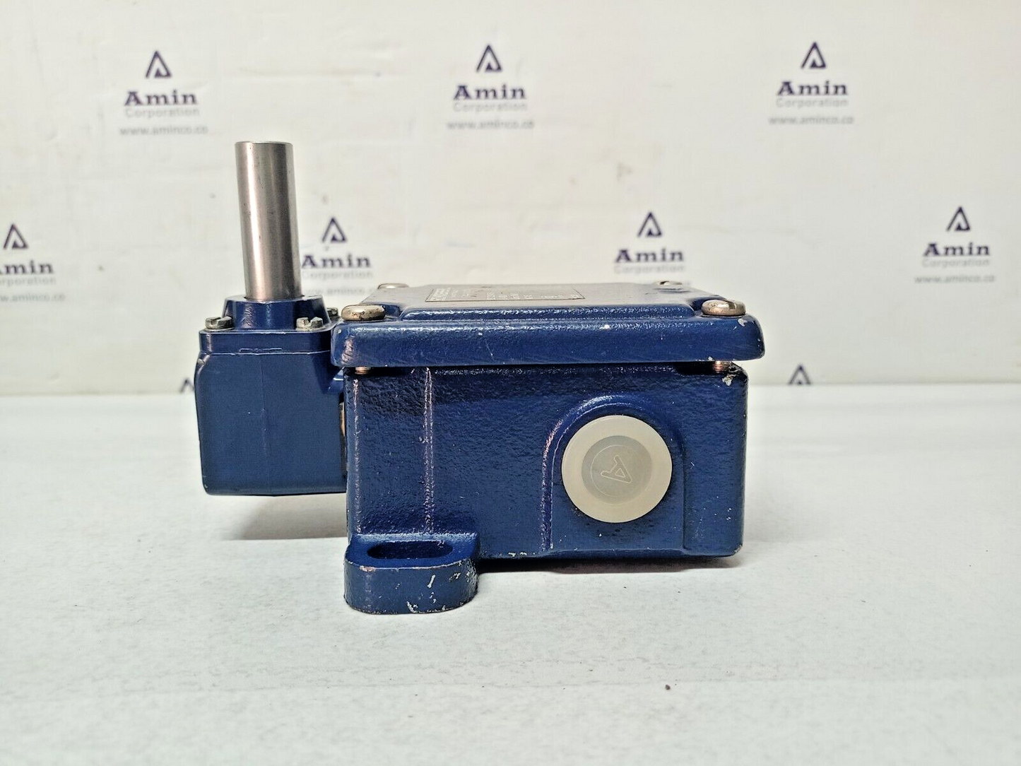 Schmersal T.441-11y-M20 Limit Switch AC-15, Ui 400V, Uimp 6kV - New