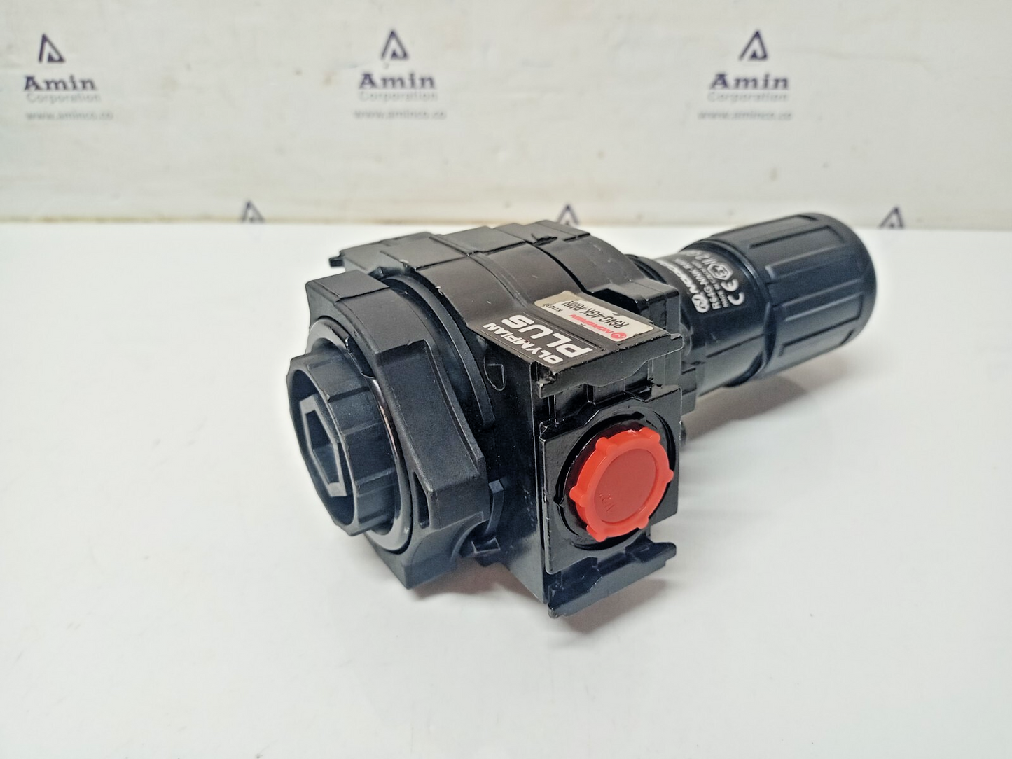 Norgren R64G-NNK-RMN Pressure Regulator 250psig/17bar max. - NEW