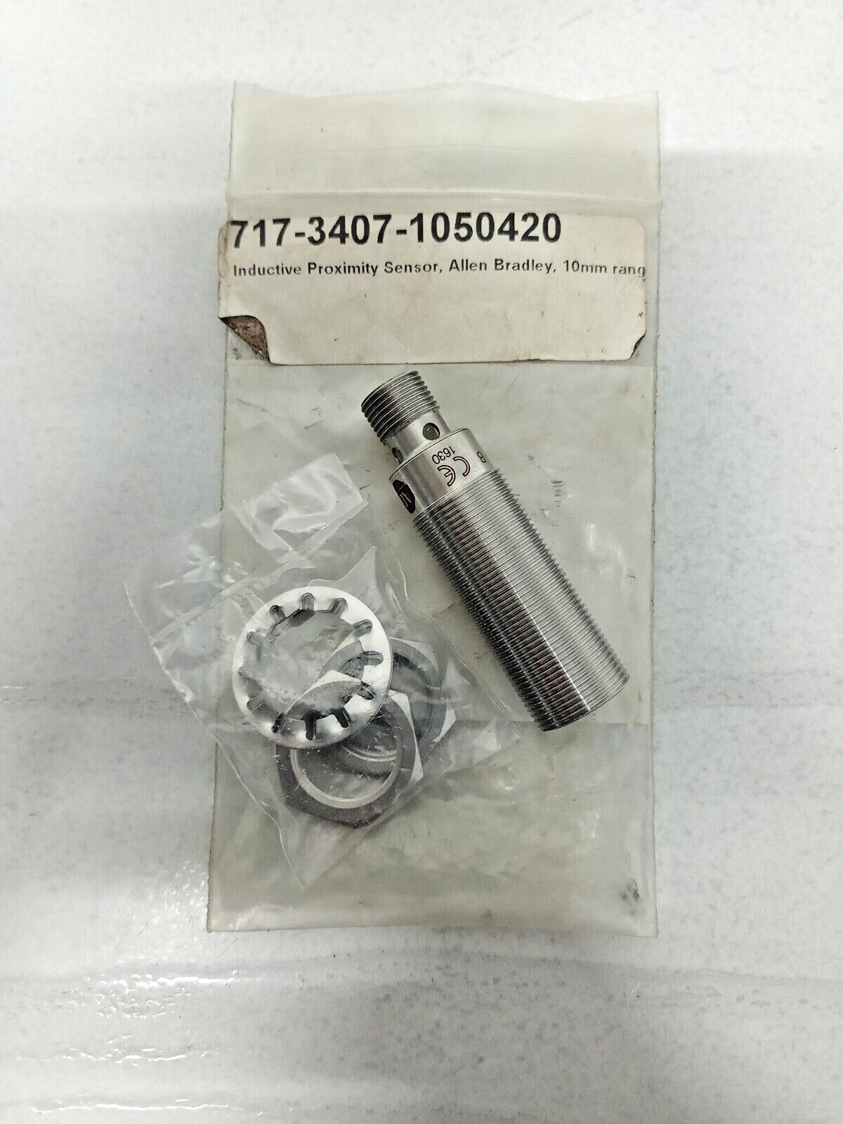 Allen Bradley 871TM-M10NP18-D4 Series B Proximity Sensor 10mm - NEW