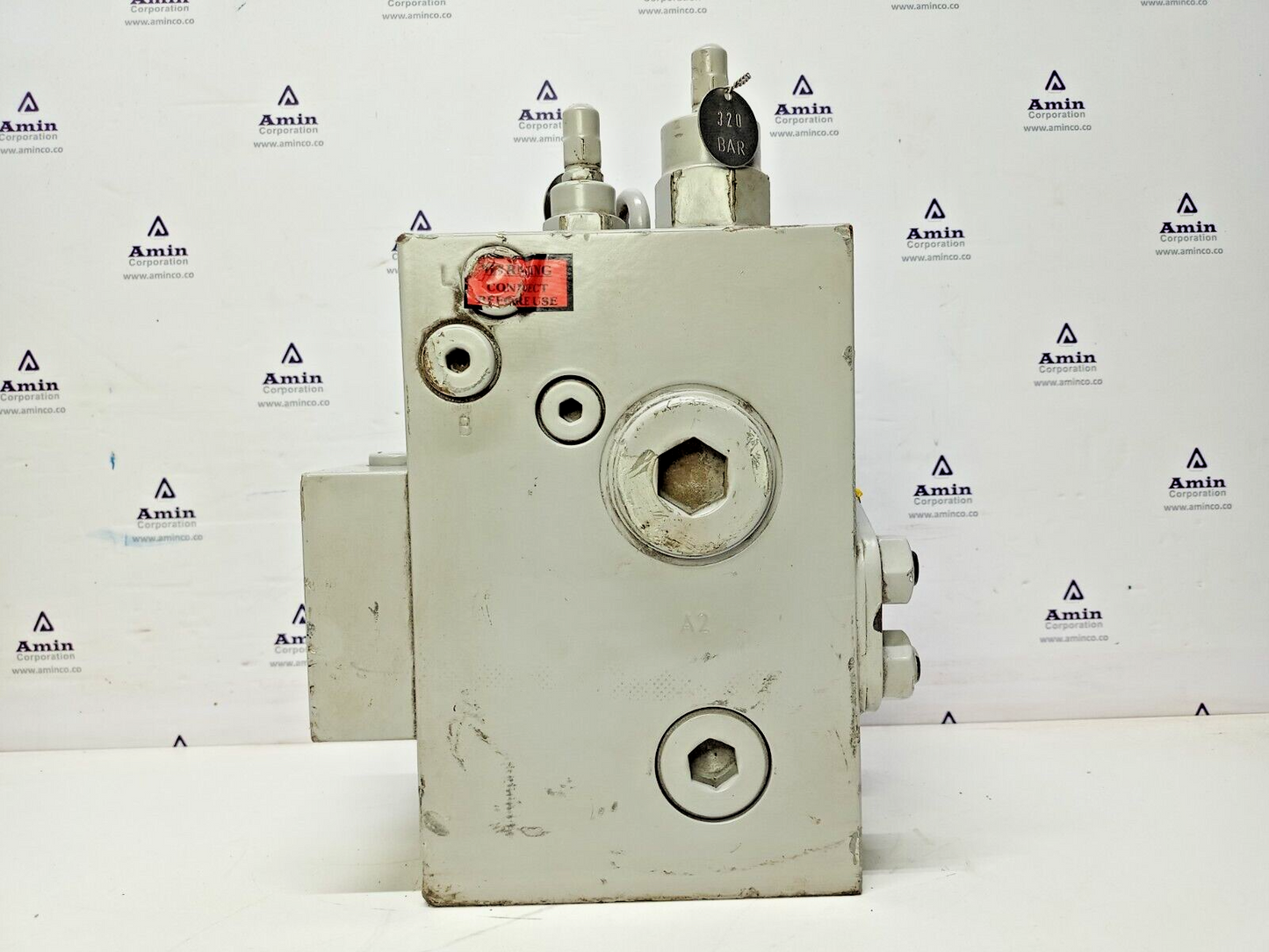 National Oilwell item no.: 310016/94200 Hydraulic load control valve block - NEW