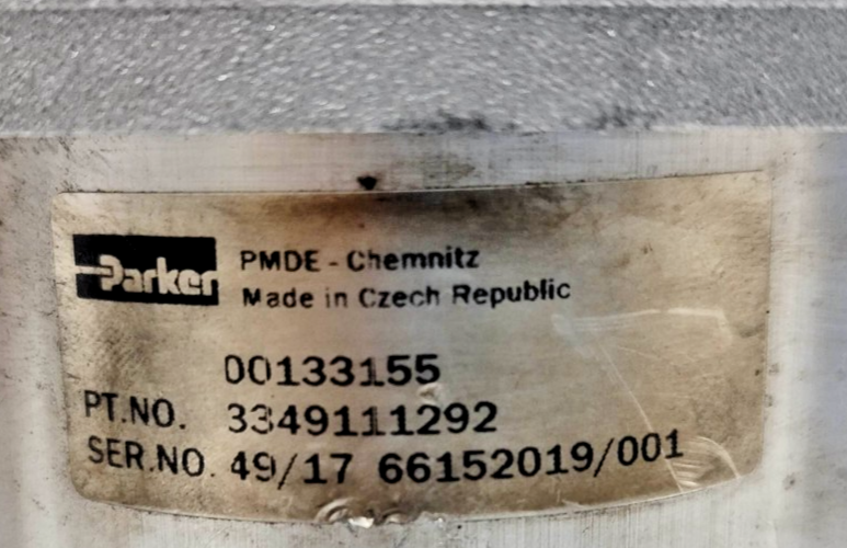 Parker P/N: 3349111292 Hydraulic Gear Pump - NEW