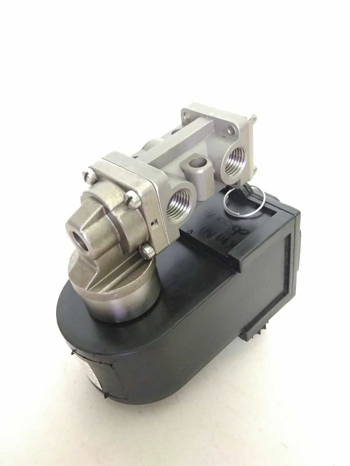 Versa BSG-3328-316-XMAA-D024 Solenoid valve