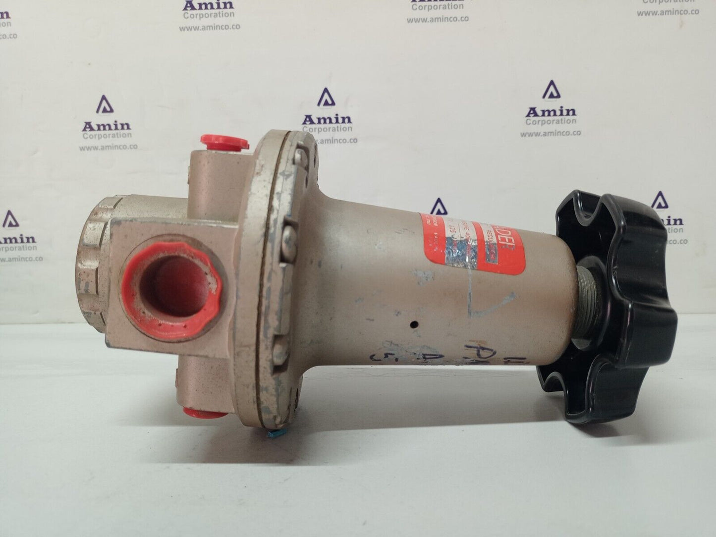 Schrader REGULATOR No.: 3566-2200, PRESSURE RANGE 5-125PSIG - NEW