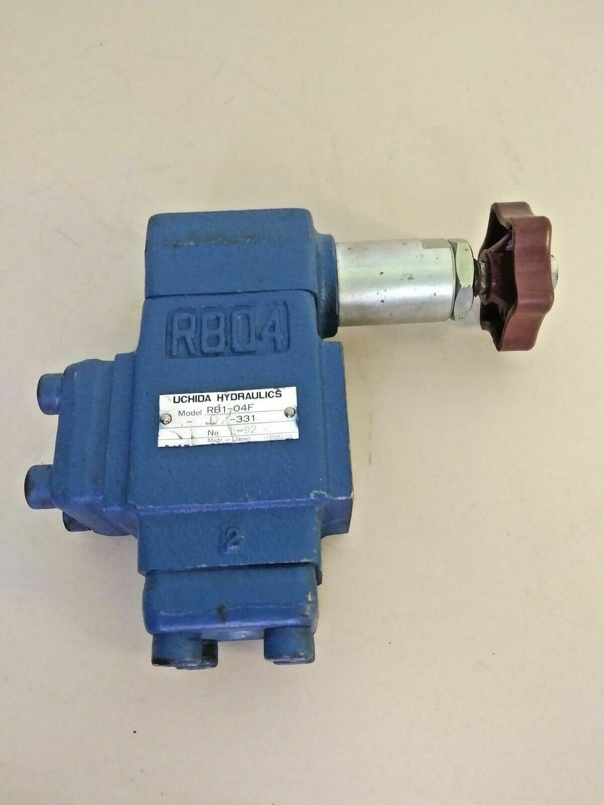 Uchida Hydraulics RB1-O4F D-331 Valve - NEW