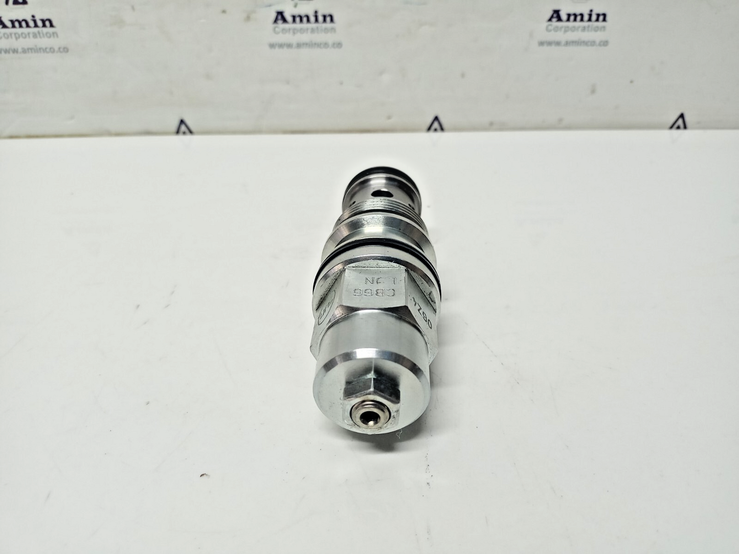 Sun hydraulics CBGG-LJN 4.5:1 pilot ratio counterbalance valve CBGGLJN -NEW