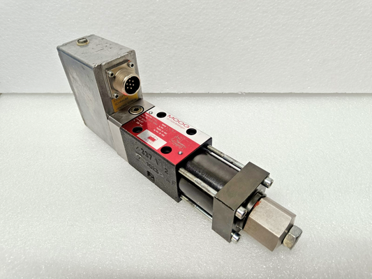 Moog D635-606B Hydraulic Servo valve Framo P/N: A11592 - Refurbished