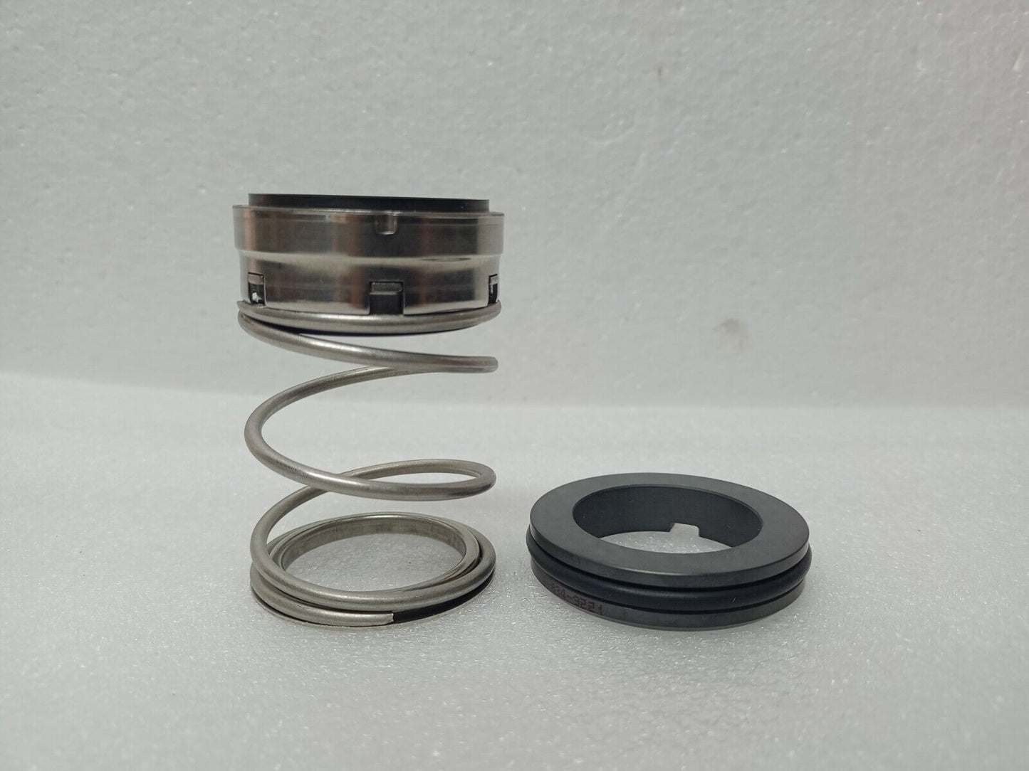 John Crane Type1 Mechanical seal size: 35mm - NEW