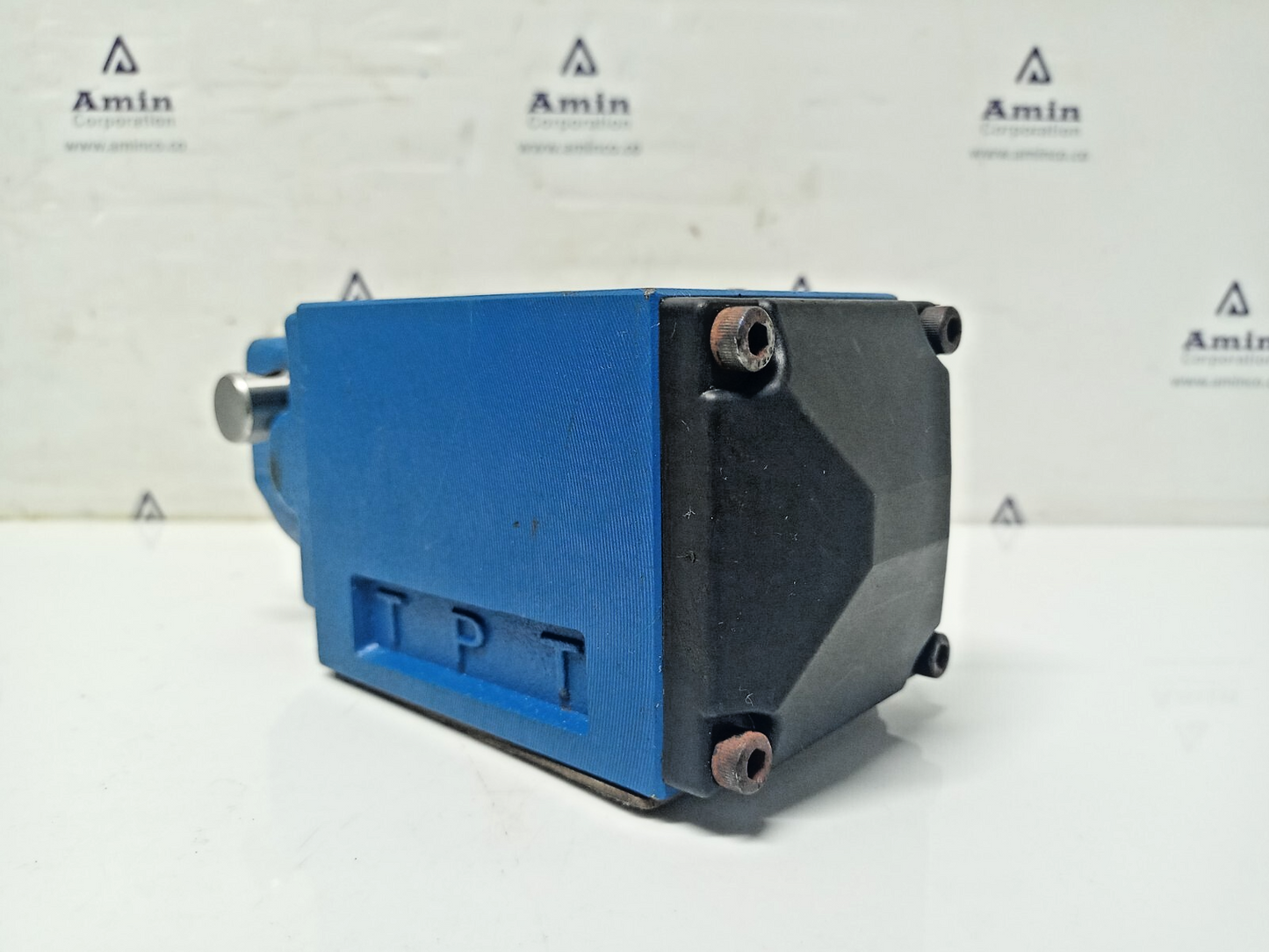 Dagong 4WMM 10 J10 Directional control valve - NEW #2
