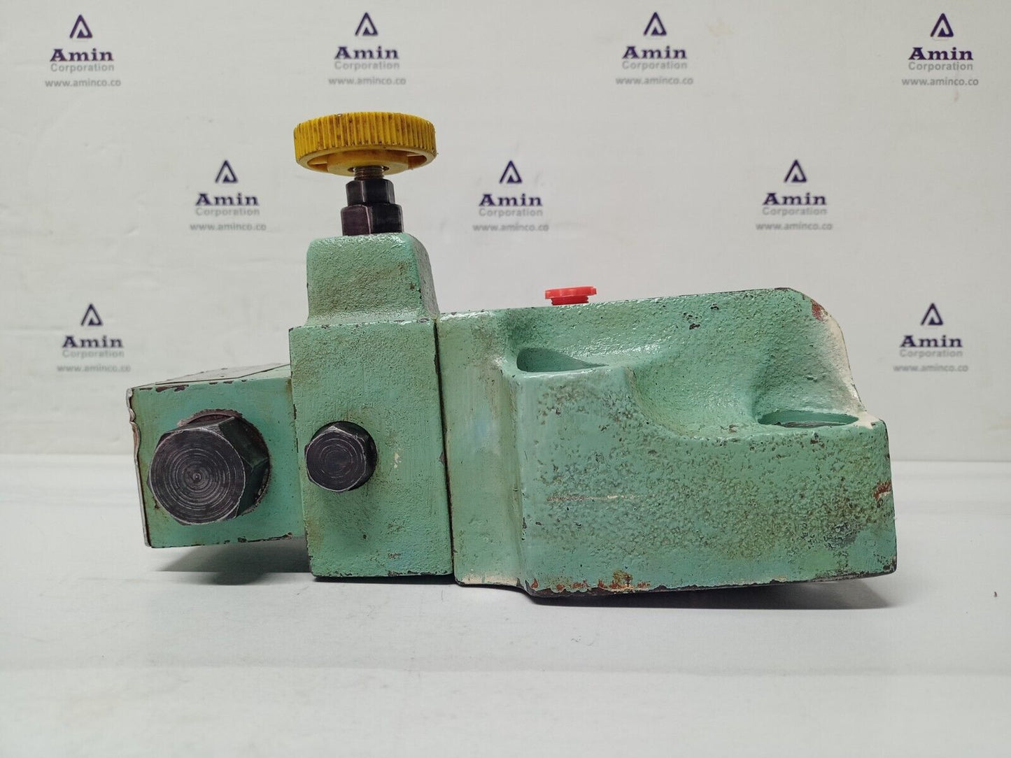 Yuken BSG-06-2B3B-D24-N1-4680 Directional control Valve