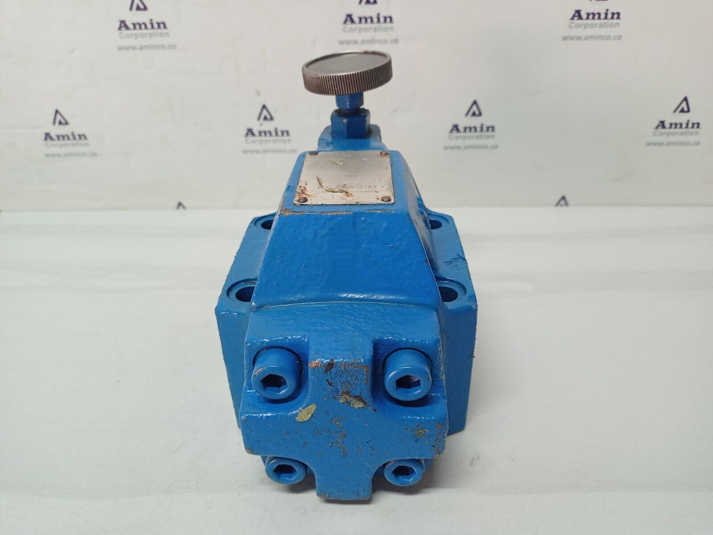 Yuken RCG-06-H-2180 Pressure reducing valve