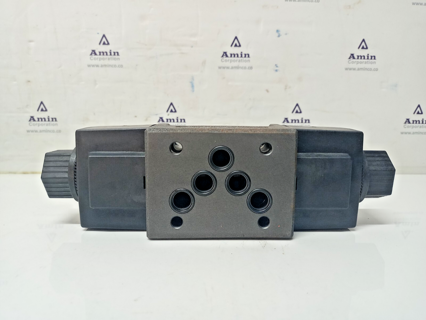 Yuken DSG-03-3C4-A100-50 Directional Control Valve - NEW