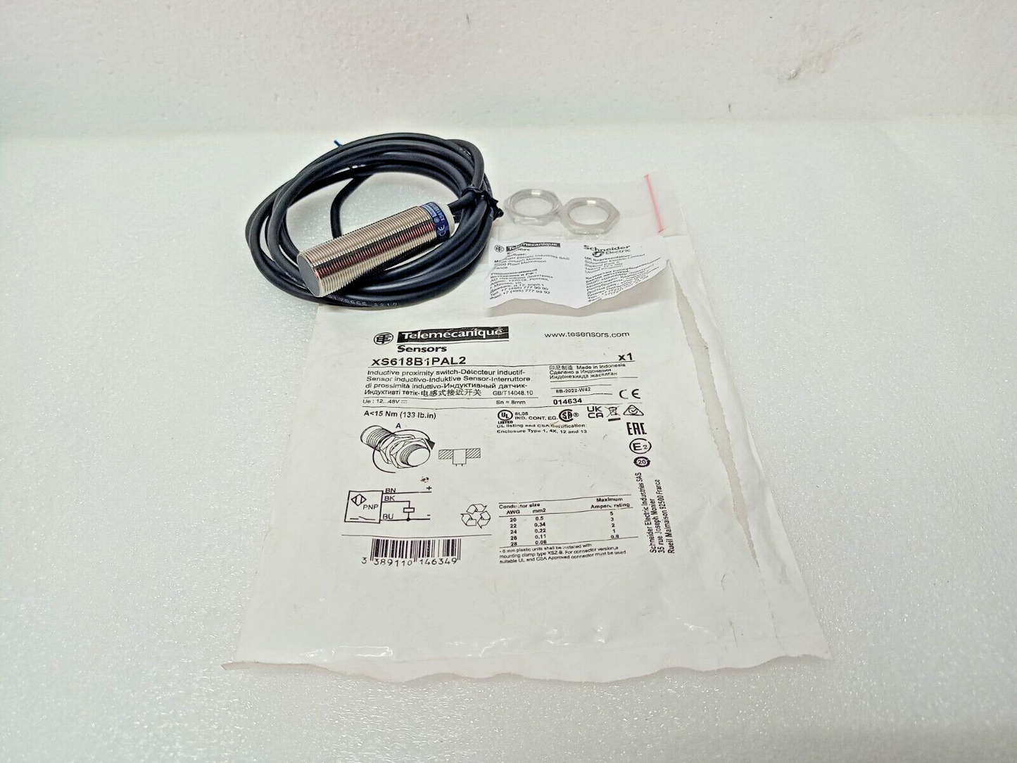 Telemecanique XS618B1PAL2 Proximity Switch (Lot of 2pcs) - NEW