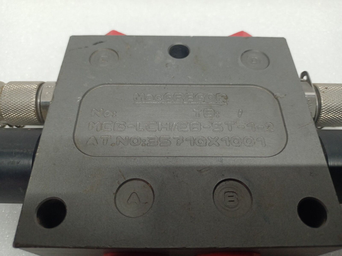 MacGREGOR MCG-LCH/EB-ST-1-2 valve manifold 3571QX1001 valve - NEW