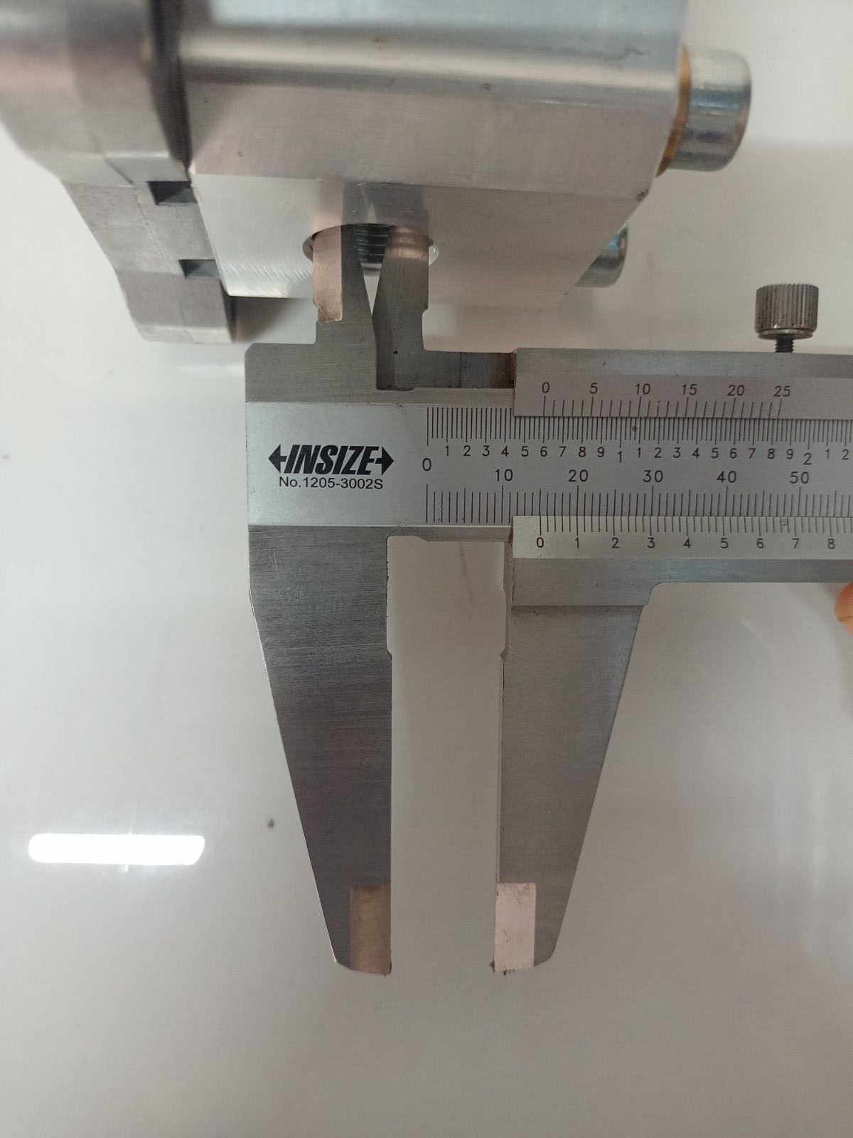 Concentric WP03B1B-020-R-22-NA-124N Hydraulic Gear pump - NEW