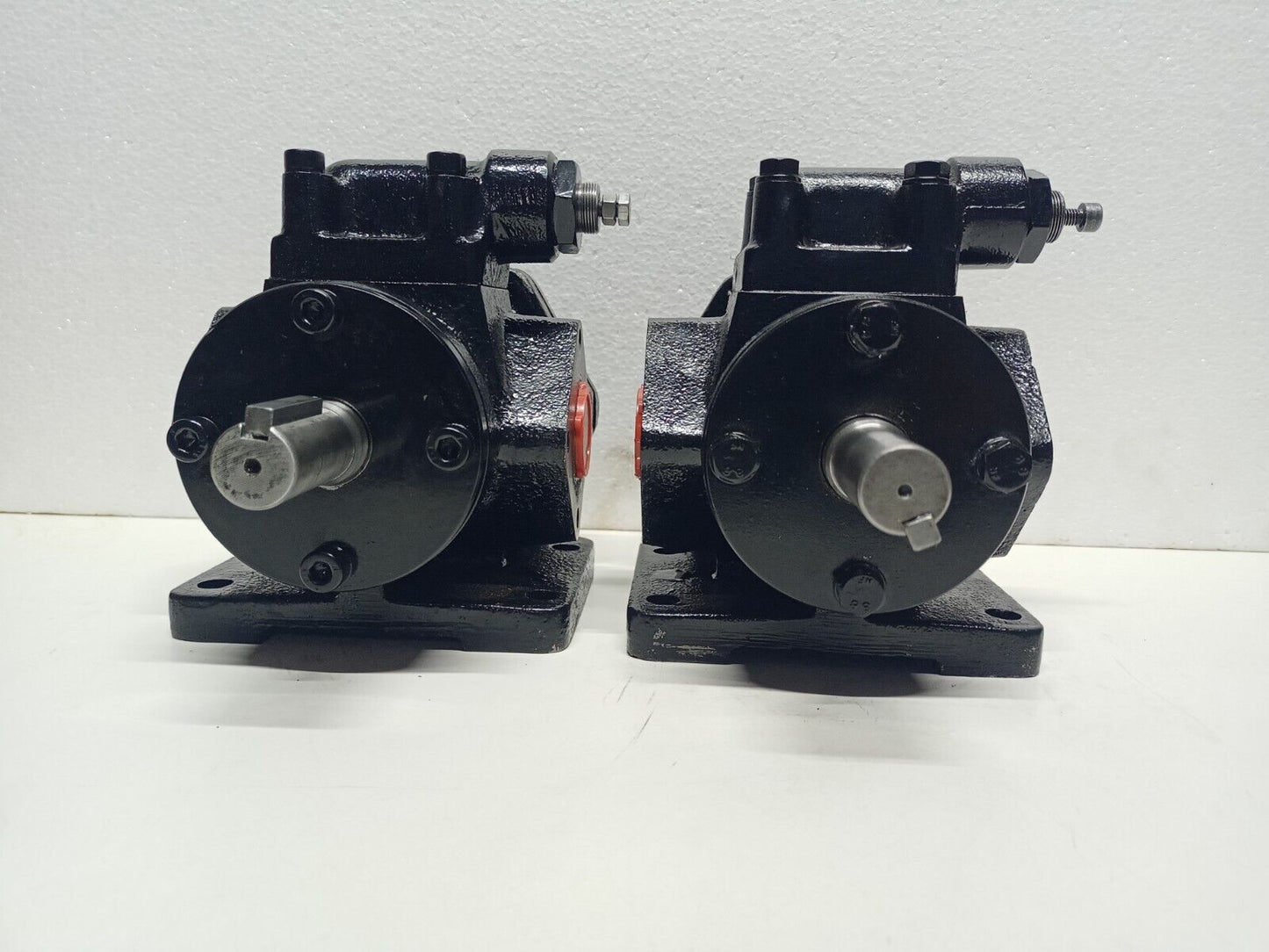 Nippon Oil Pump N330-HVB Trochoid pump - Pressure Tested