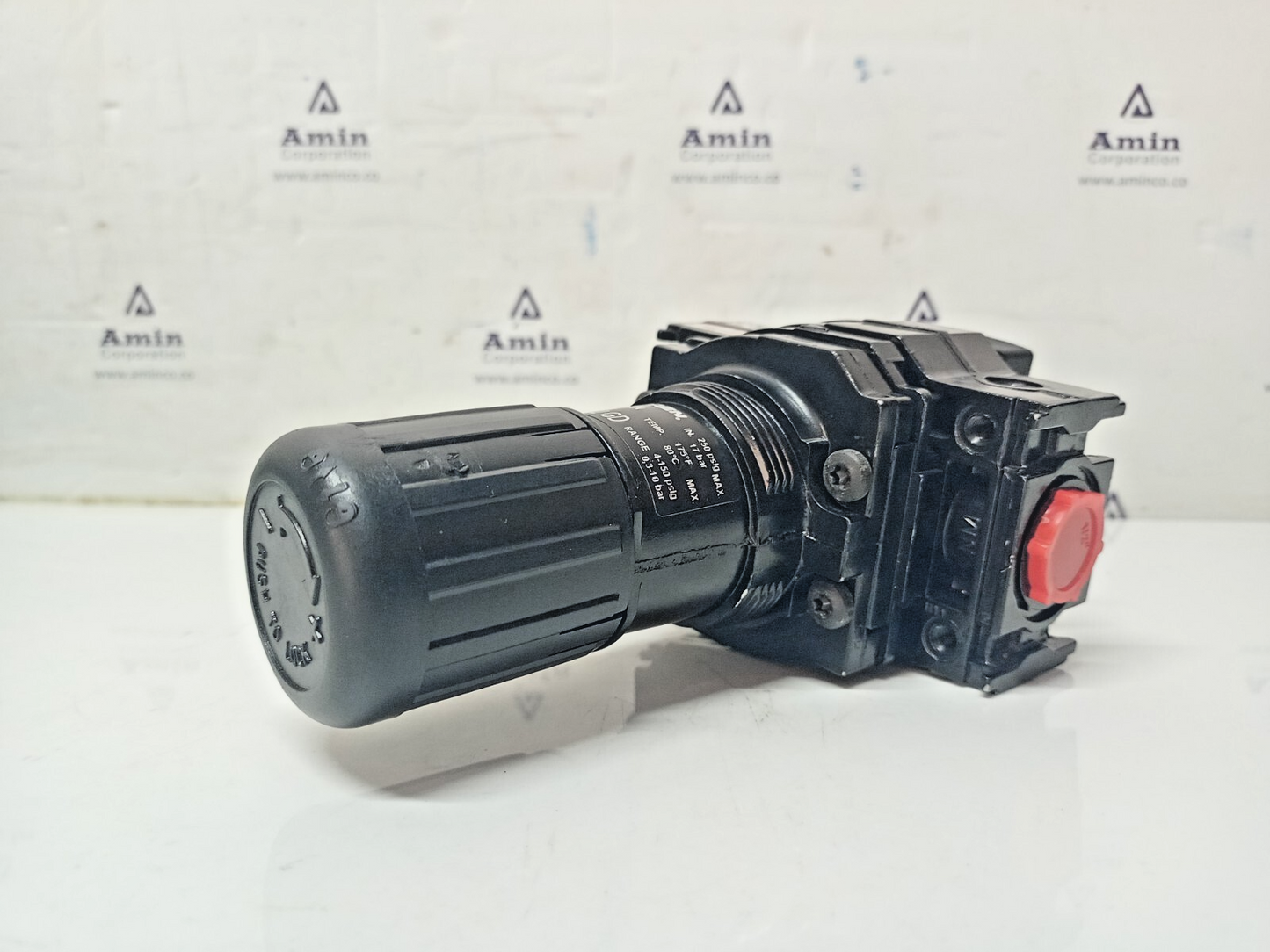 Norgren R64G-NNK-RMN Pressure Regulator 250psig/17bar max. - NEW